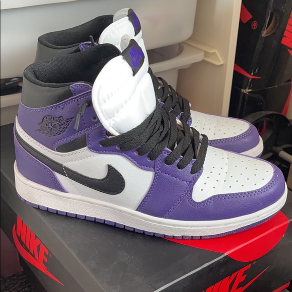 Jordan 1 Court Purple - Picture 2 of 5